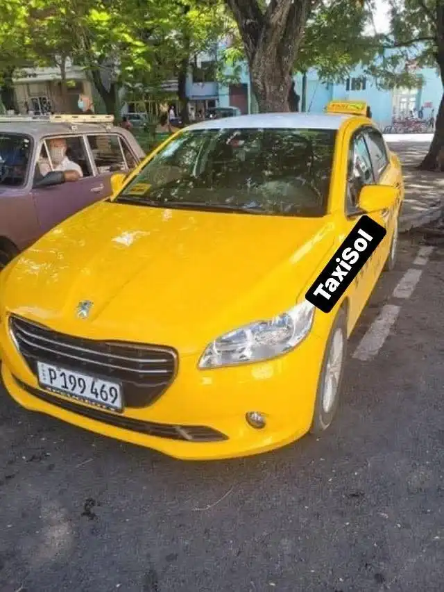 Viñales, 22400, Pinar del Rio, Cuba.  Recogida en el aeropuerto de La Habana hacia cualquier destino de la isla.  Recorridos de un día por Viñales y Varadero saliendo desde La Habana.. Reservas online, TaxiSol.