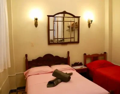 Villegas 66, Habitación 1