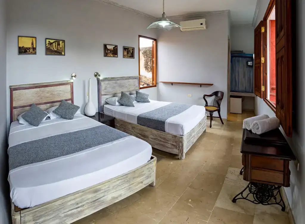 Casa Jesús María 407 Habitación 3 en Trinidad, Sancti Spíritus, 62600, Cuba. Cuba, Este hostal ofrece un bar o lounge, café o té en las zonas comunes y una nevera en una zona común..