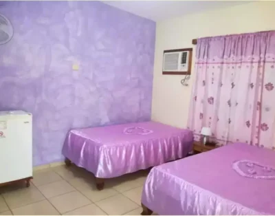 Hostal Yadira y Yurien, (Room 1)